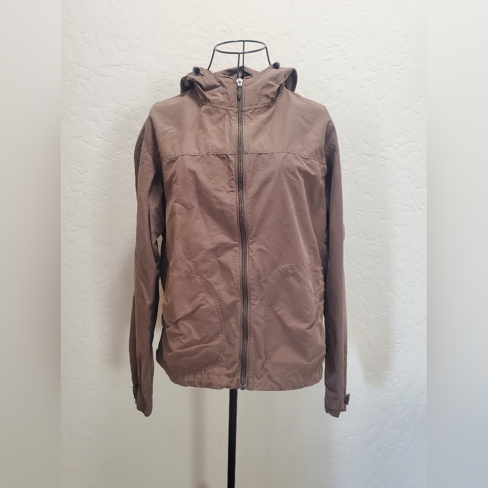Columbia Sportswear Hiking Women's Jacket with Hood. Like NEW CONDITION